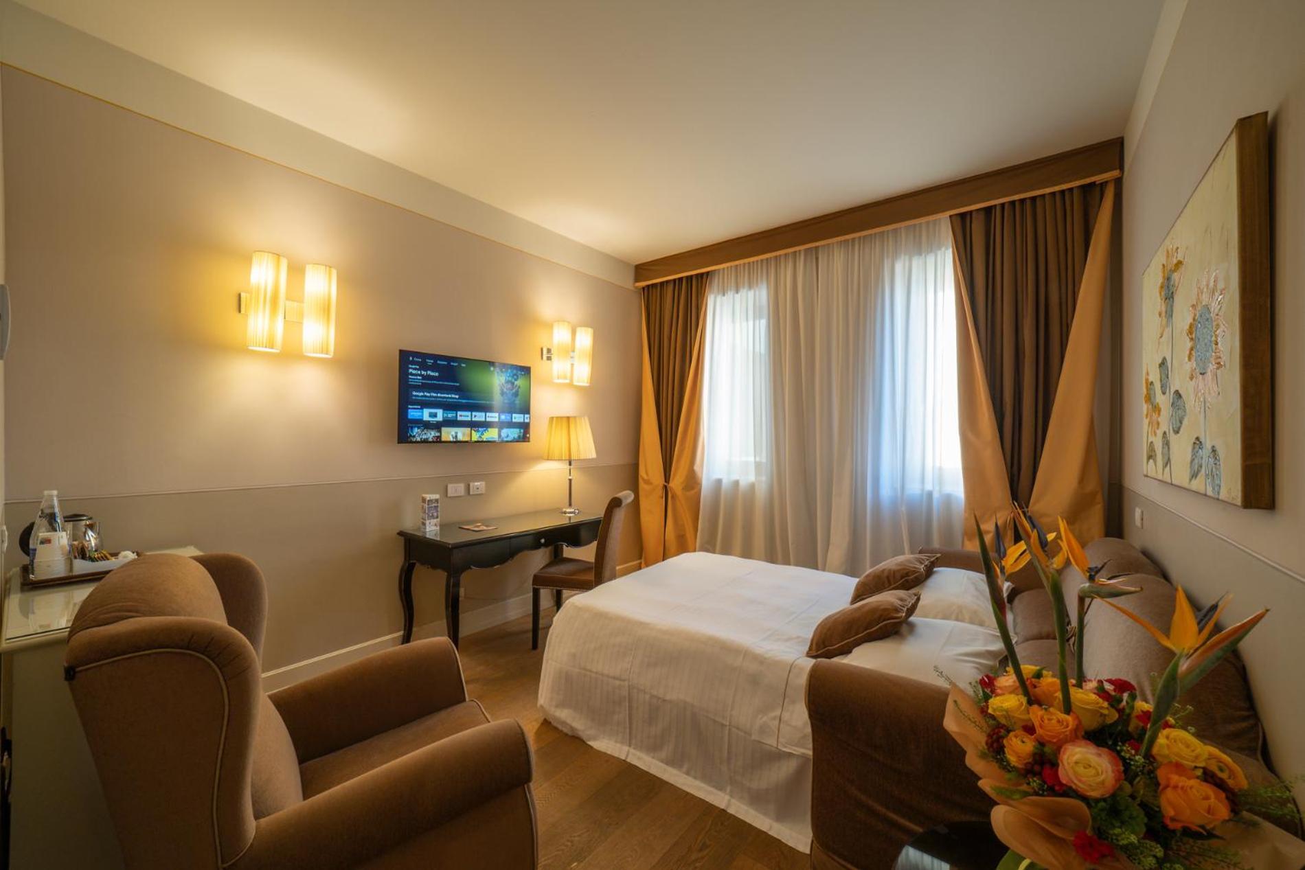 Hotel Palazzo San Lorenzo & Spa Colle Val D'Elsa Exterior photo