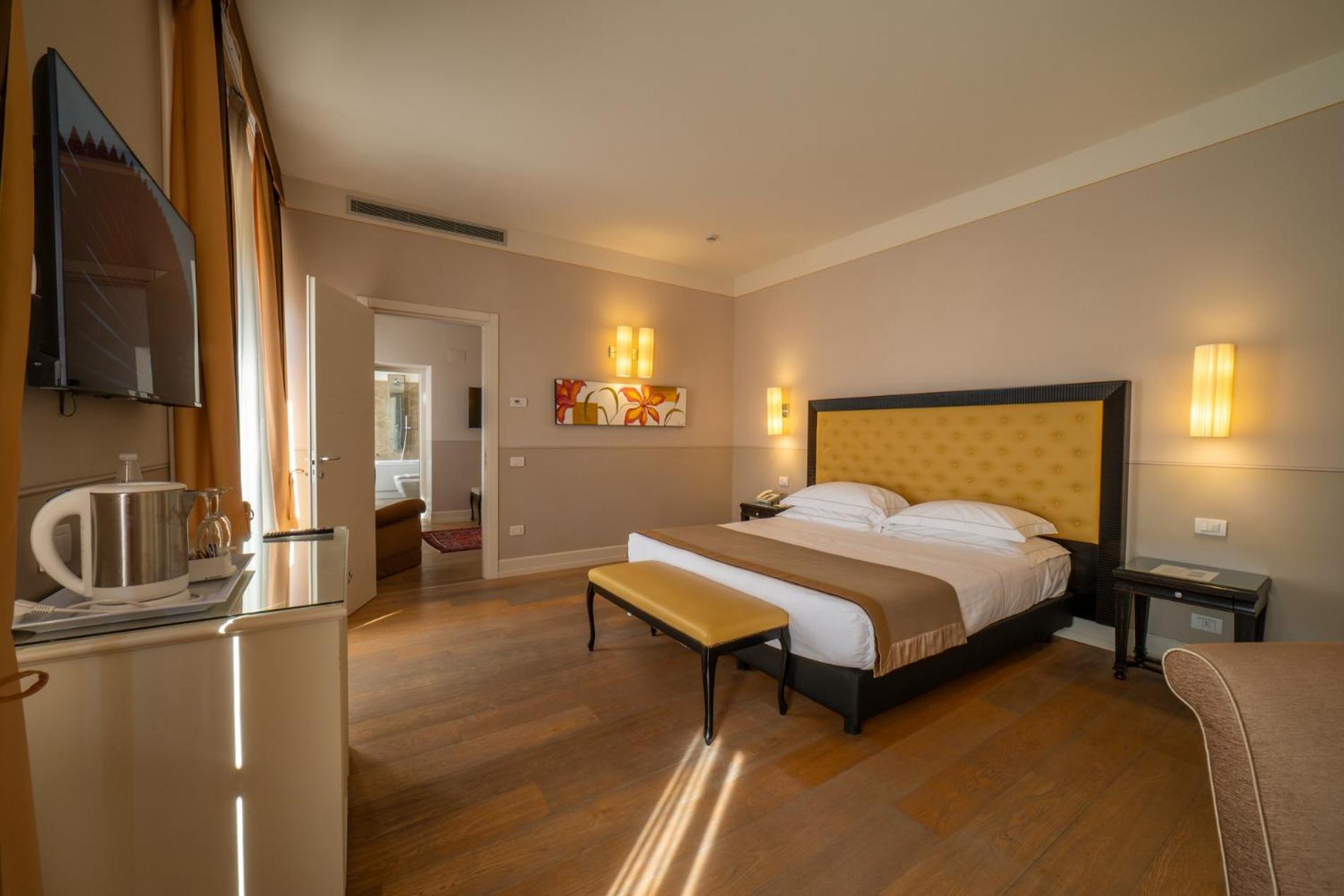 Hotel Palazzo San Lorenzo & Spa Colle Val D'Elsa Exterior photo